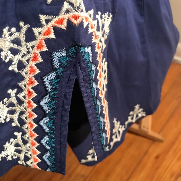 BOHO Peasant Top-One Size - Picture 7 of 9